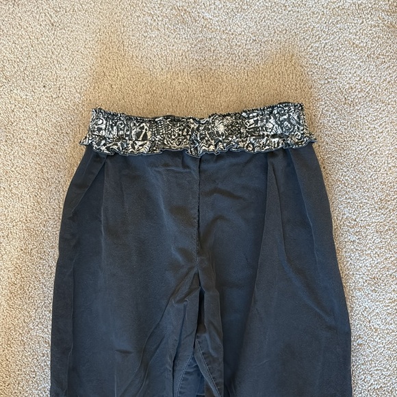 Dorothy Perkins Black Ankle Pants - Picture 3 of 8